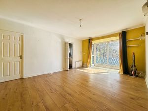 Photo 7- click for photo gallery